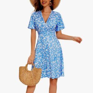 NWT Summer Blue Floral Wrap Dress with V Neck and Fit & Flair Shape Knee Length
